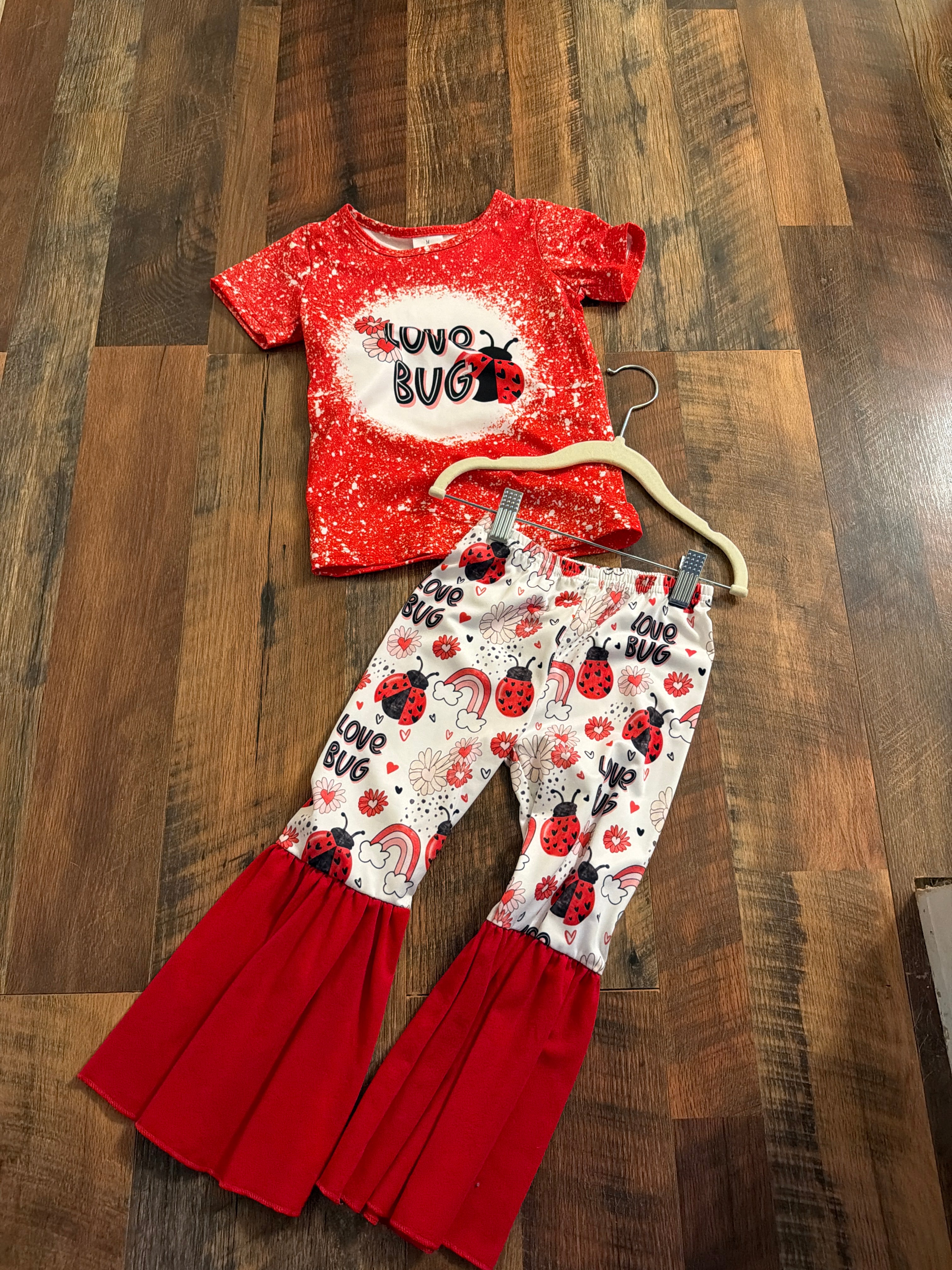 Love bug bell bottom set
